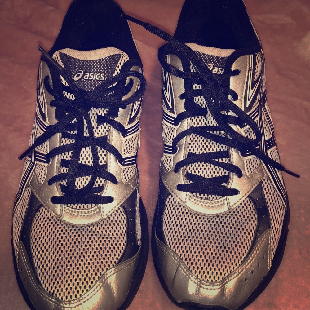 Asics Shoes - Men’s Size 9.5